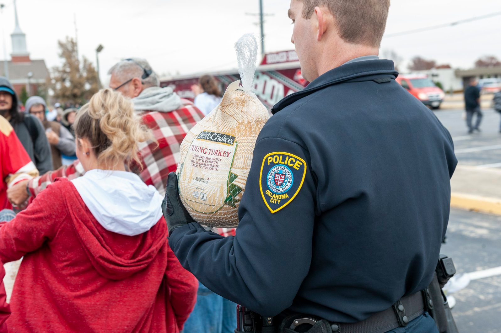 oklahoma city police at turkey giveaway 2019