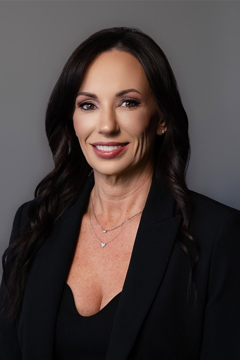 Fotografía de Sarah Ramsey, abogada en McIntyre Law Firm.